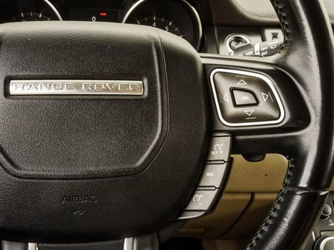 Used 2018 Land Rover Range Rover Evoque SE AWD/4WD image 27