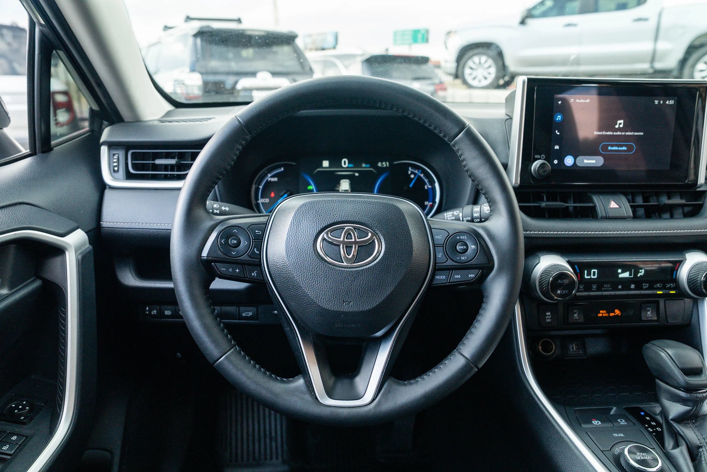 Used 2025 Toyota RAV4 XLE w/ Convenience Package AWD/4WD image 11
