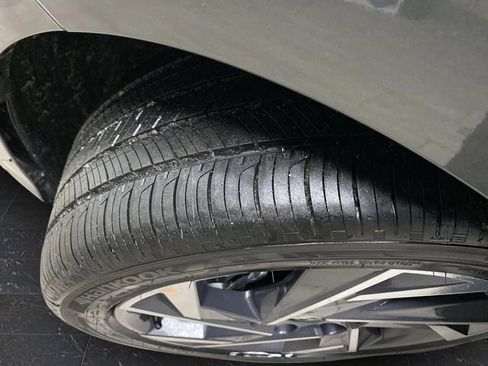 New 2026 Hyundai Elantra Limited image 35