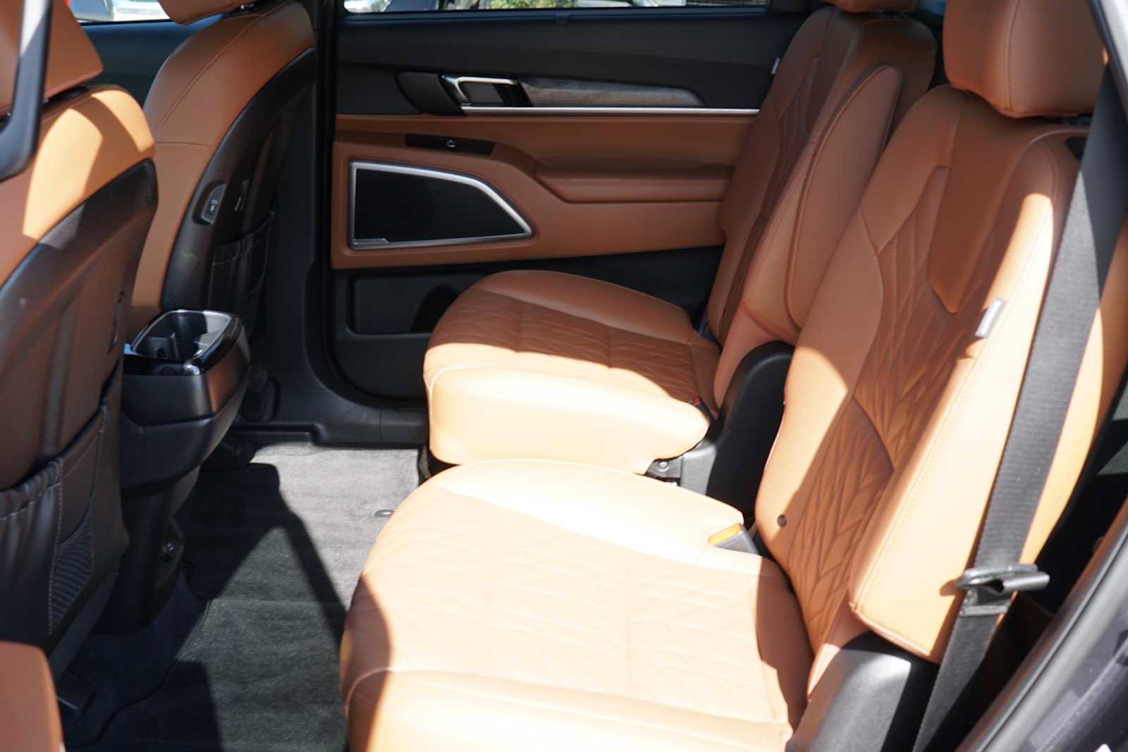 Certified 2025 Kia Telluride AWD image 20