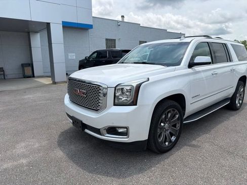 Used 2016 GMC Yukon XL Denali w/ Open Road Package AWD/4WD image 2