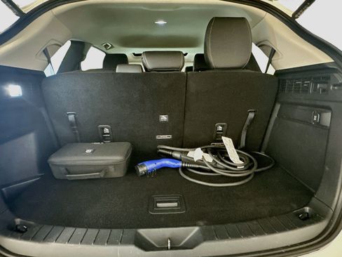 Used 2024 MAZDA CX-90 Plug-In Hybrid w/ Preferred AWD/4WD image 32