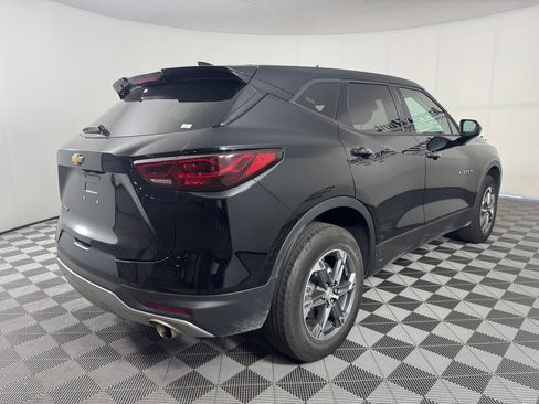 Used 2025 Chevrolet Blazer LT FWD image 7