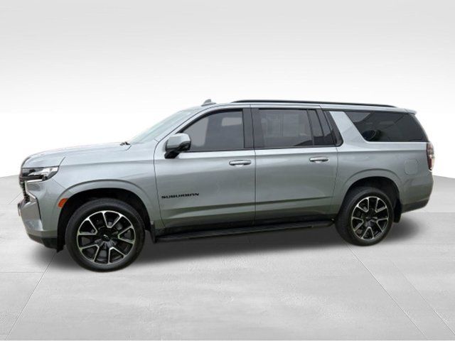 Used 2024 Chevrolet Suburban RST w/ Luxury Package AWD/4WD image 17
