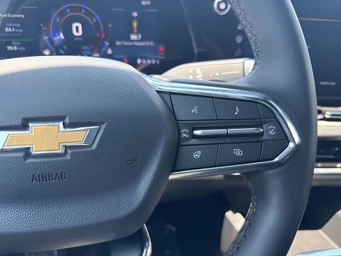 Used 2026 Chevrolet Equinox LT FWD image 14