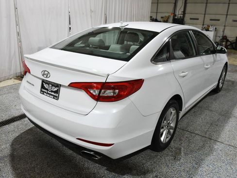 Used 2015 Hyundai Sonata SE FWD image 6
