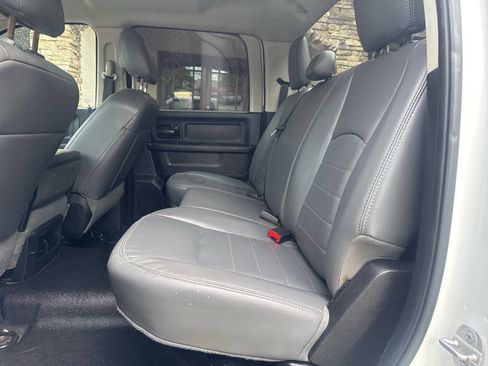 Used 2014 RAM 3500 Tradesman w/ Chrome Appearance Group AWD/4WD image 10