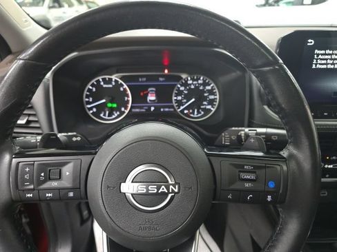 Used 2023 Nissan Rogue SL w/ SL Premium Package AWD/4WD image 17