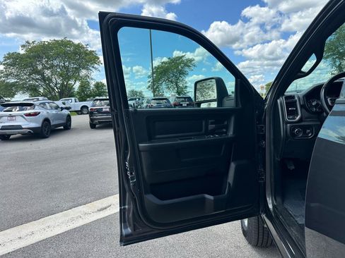 Used 2024 RAM 2500 Tradesman AWD/4WD image 11