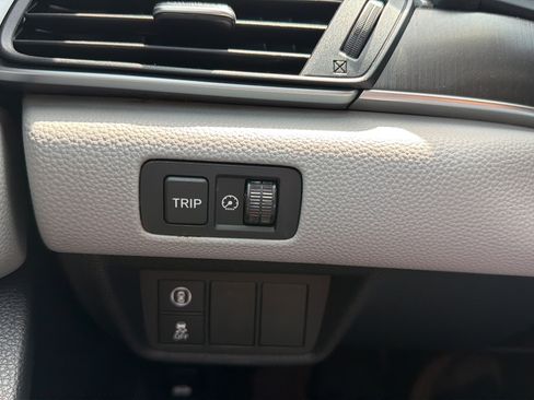 Used 2019 Honda Accord LX image 19