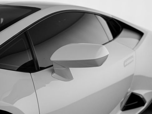 Used 2021 Lamborghini Huracan EVO RWD image 42