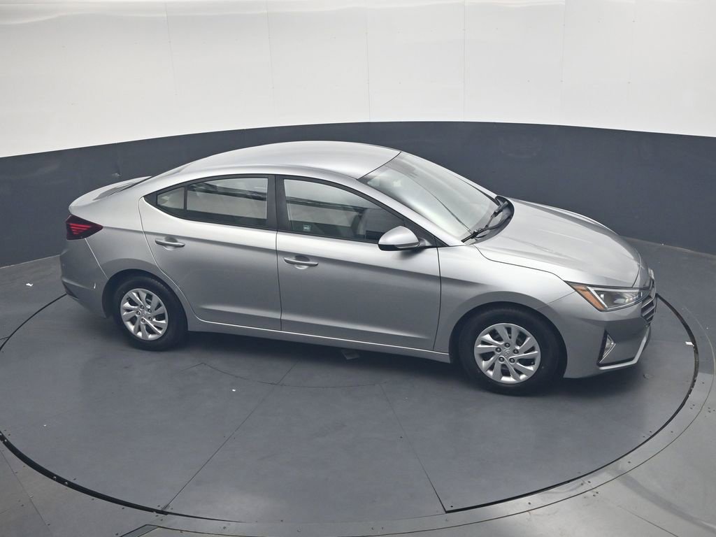 Used 2020 Hyundai Elantra SE FWD image 25
