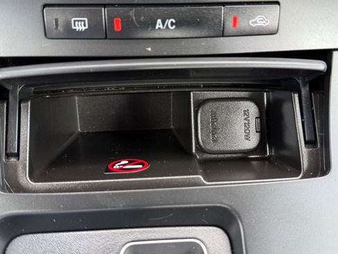 Used 2012 MAZDA MAZDA3 i Sport image 25