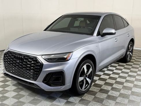 Used 2023 Audi Q5 2.0T Premium Plus w/ Premium Plus Package AWD/4WD image 2