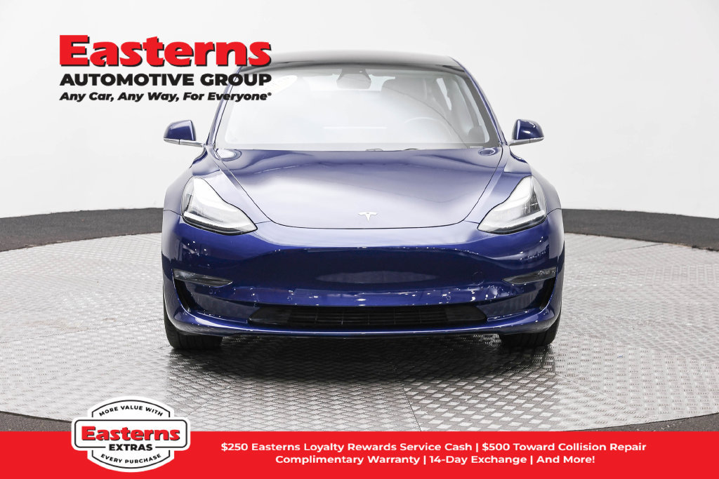 Used 2018 Tesla Model 3 Long Range RWD image 3