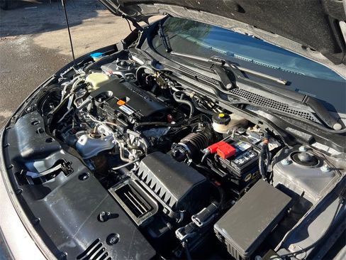 Used 2020 Honda Civic Sport image 35