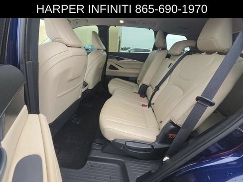 Used 2023 INFINITI QX60 Luxe w/ Cargo Package FWD image 8