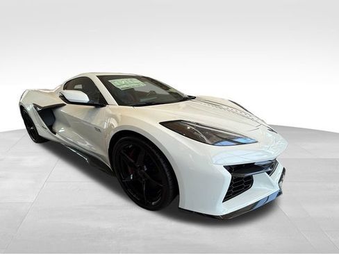 New 2026 Chevrolet Corvette E-Ray w/ Stars & Steel Limited Edition AWD/4WD image 7