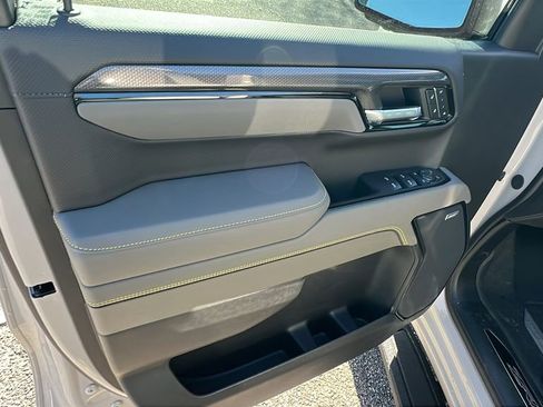 New 2026 Chevrolet Silverado 1500 ZR2 image 11