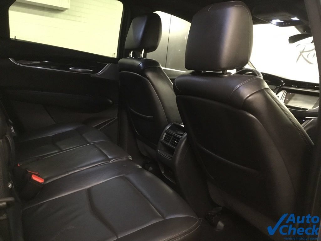 Used 2020 Cadillac XT5 Premium Luxury AWD/4WD image 40