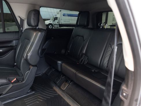 Used 2019 Ford Expedition Max Platinum AWD/4WD image 21