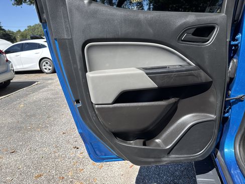 Used 2021 Chevrolet Colorado W/T w/ Custom Special Edition image 26