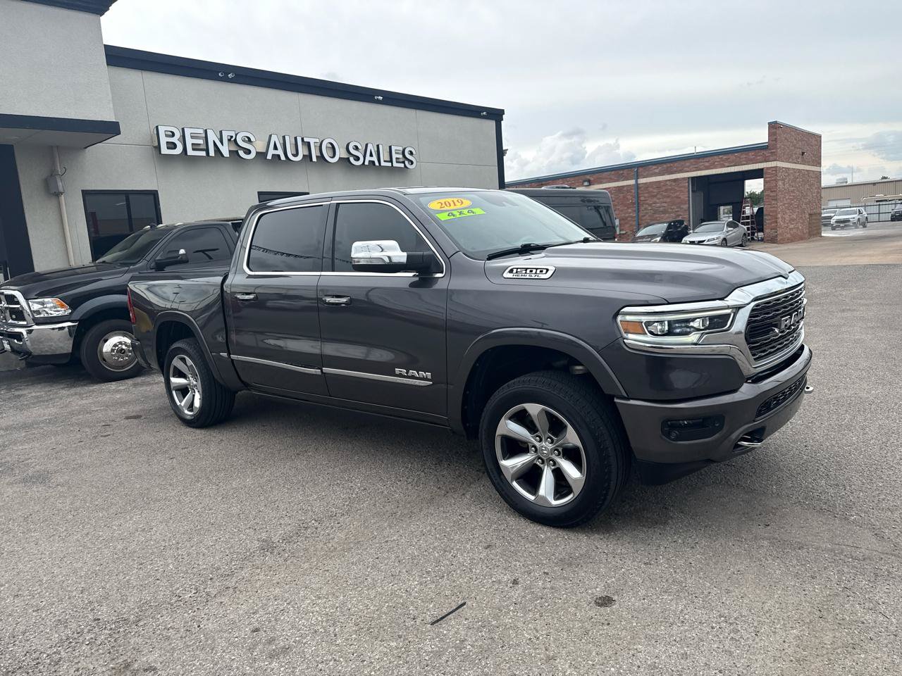 Used 2019 RAM 1500 Limited w/ Advanced Safety Group AWD/4WD image 4