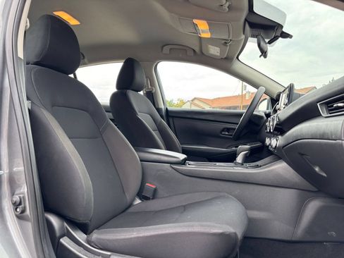 Used 2025 Nissan Sentra S FWD image 35