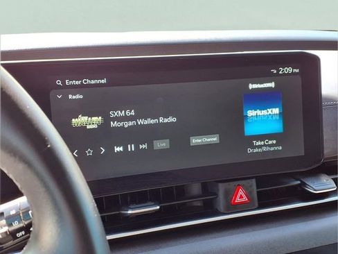 Used 2025 Kia Carnival SX FWD image 9