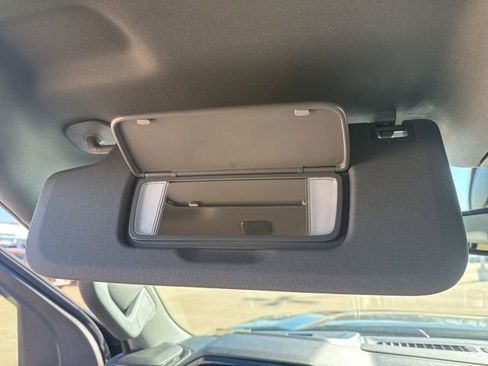 Used 2023 GMC Sierra 1500 SLT image 35