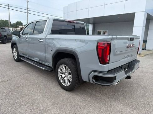 Used 2024 GMC Sierra 1500 Denali w/ Technology Package AWD/4WD image 29