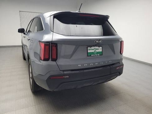 Used 2021 Kia Sorento LX FWD image 6