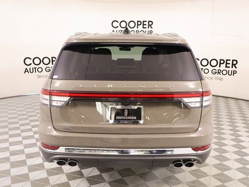 New 2026 Lincoln Aviator Reserve image 23