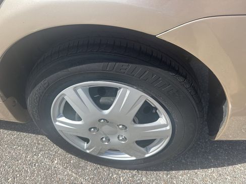 Used 2013 Toyota Corolla L image 10