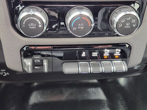 New 2026 RAM 2500 Tradesman w/ Chrome Appearance Group image 14