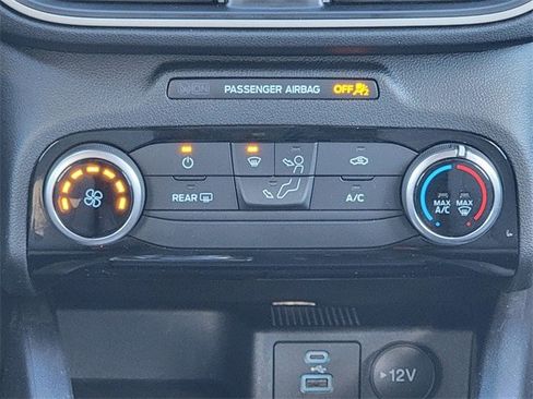 Certified 2022 Ford Escape SE image 29