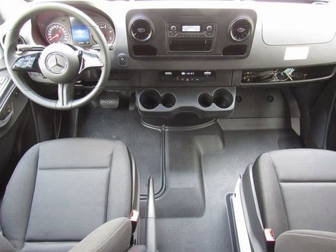 New 2026 Mercedes-Benz Sprinter 2500 image 29