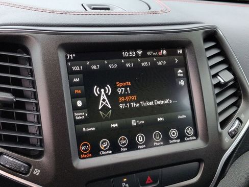 Certified 2020 Jeep Cherokee Trailhawk w/ Cold Weather Group image 22