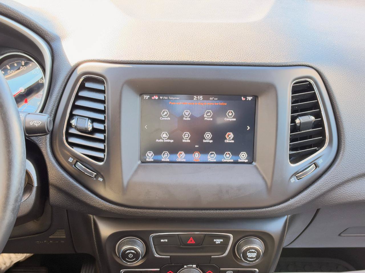 Used 2018 Jeep Compass Latitude w/ Popular Equipment Group AWD/4WD image 56