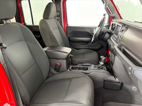 Used 2019 Jeep Wrangler Unlimited Sport S AWD/4WD image 32