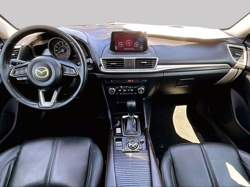 Used 2017 MAZDA MAZDA3 Touring FWD image 14