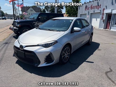 Used 2017 Toyota Corolla SE 50th Anniversary FWD image 1