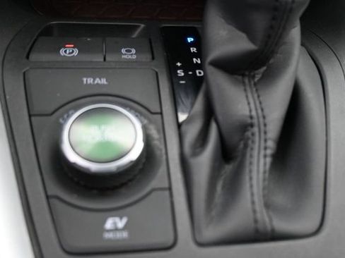 Used 2025 Toyota RAV4 Limited AWD/4WD image 14