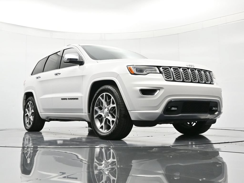 Used 2020 Jeep Grand Cherokee Overland w/ Interior Metal Package AWD/4WD image 38