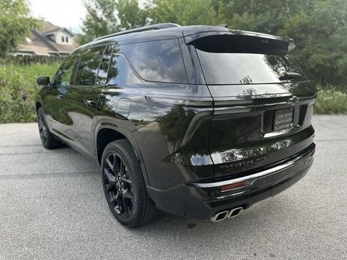 Used 2024 Chevrolet Traverse RS w/ LPO, Floor Liner Package image 7