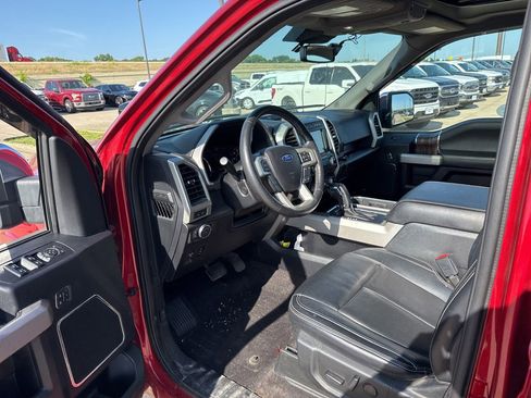 Used 2020 Ford F150 Lariat w/ Equipment Group 502A Luxury AWD/4WD image 19