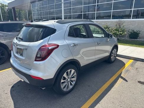 Used 2020 Buick Encore Preferred FWD image 6