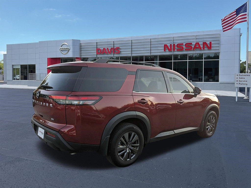 Used 2024 Nissan Pathfinder SV FWD image 5