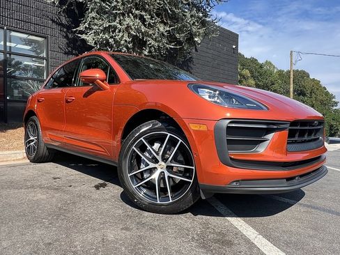 Used 2022 Porsche Macan image 7