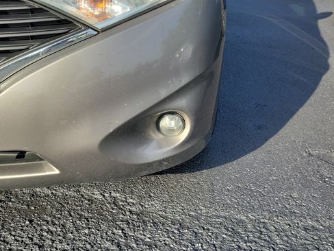 Used 2013 Nissan Quest SL FWD image 4